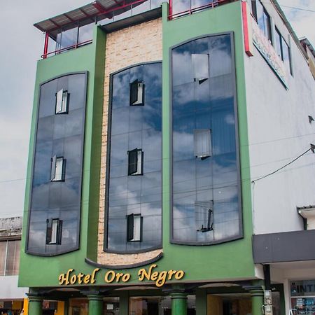 Hotel Oro Negro Puyo Esterno foto