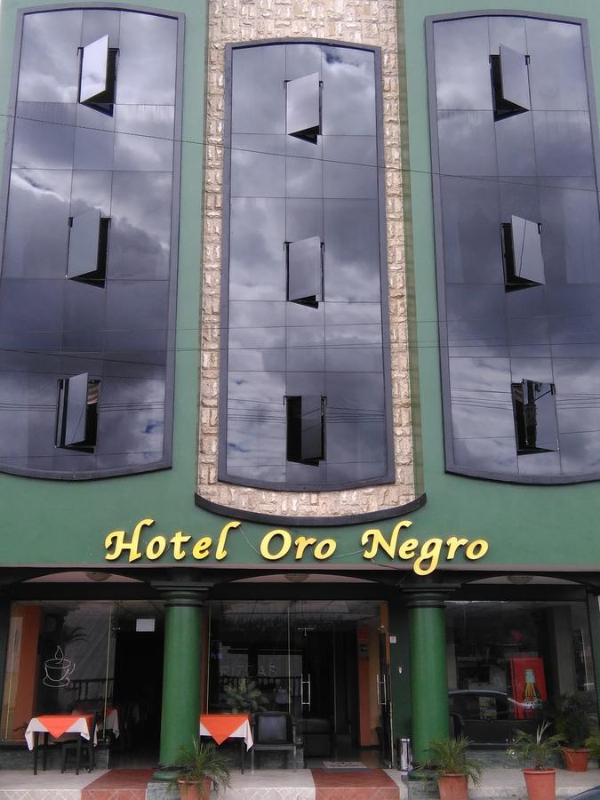 Hotel Oro Negro Puyo Esterno foto