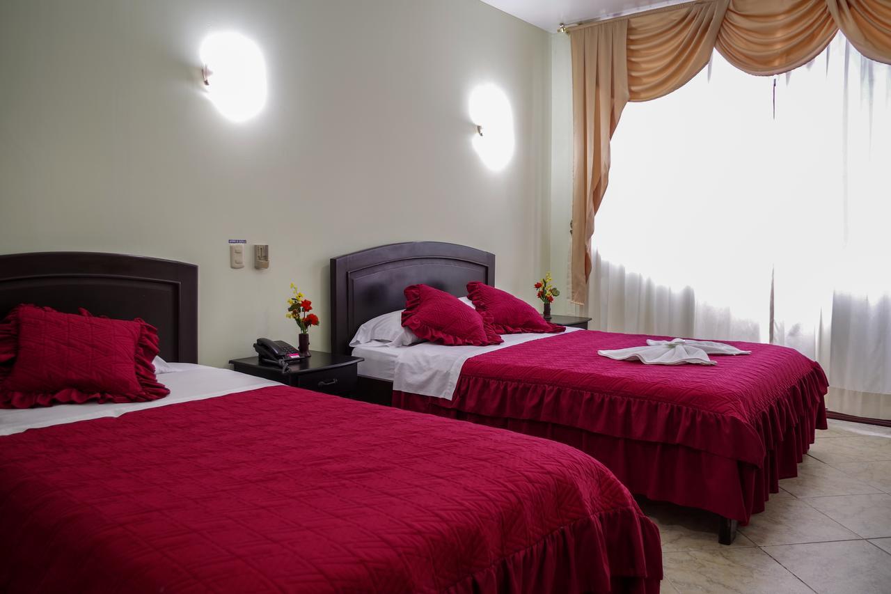 Hotel Oro Negro Puyo Esterno foto