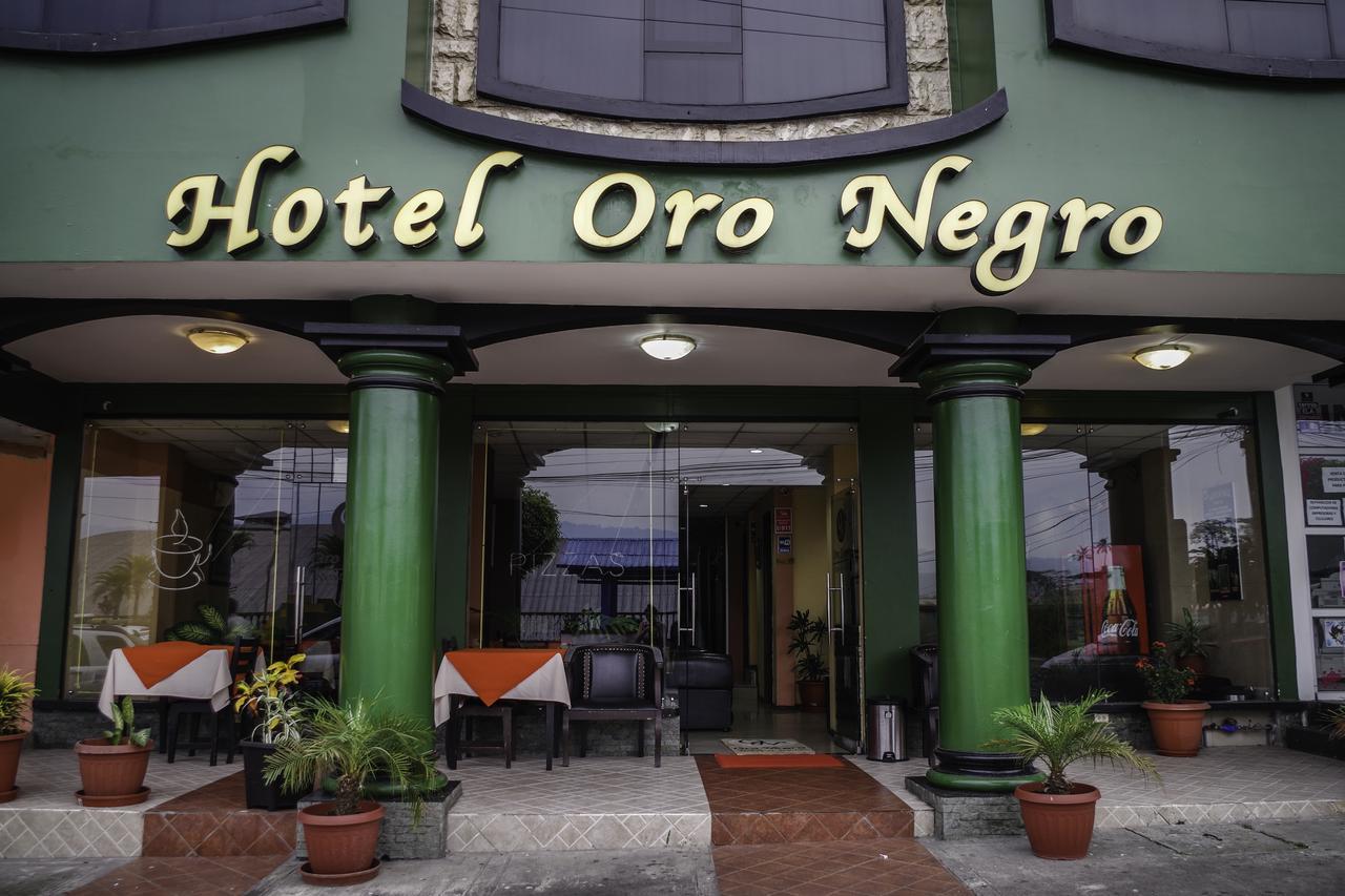 Hotel Oro Negro Puyo Esterno foto
