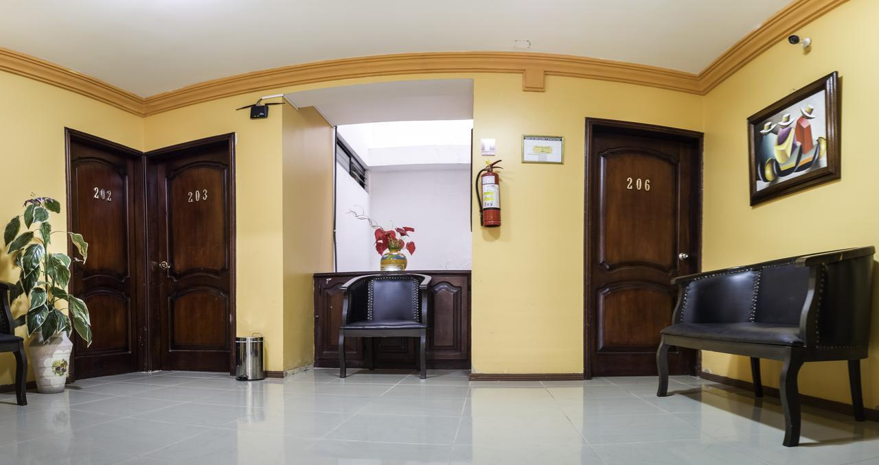 Hotel Oro Negro Puyo Esterno foto